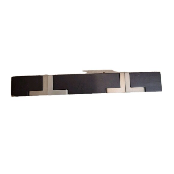 Modern 15" Wall Mounted Wood Coat Rack With 4 Silver Hooks That Open & Close - Picture 3 of 6